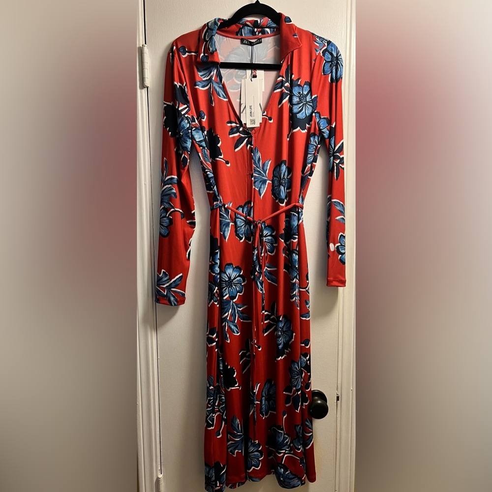 NWT Zara beautiful brown/blue floral button up  midi dress with collar, size S